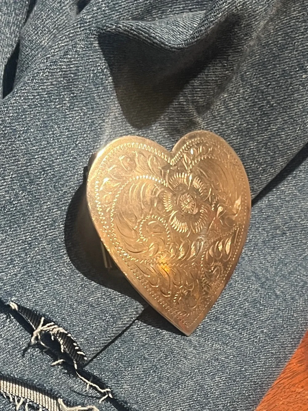 N/A vintage heart